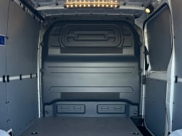 Mercedes-Benz Sprinter Crew Van Standard Roof 4-Cyl Diesel 2500 Standard Roof I4 Diesel 144" RWD 2026