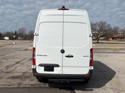Mercedes-Benz Sprinter Cargo Van Standard Roof 4-Cyl Diesel 2500 Standard Roof I4 Diesel 144" RWD 2025