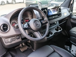 Mercedes-Benz Sprinter Cargo Van Standard Roof 4-Cyl Diesel 2500 Standard Roof I4 Diesel 144" RWD 2025
