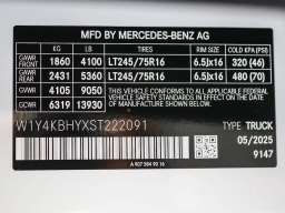 Mercedes-Benz Sprinter Cargo Van Standard Roof 4-Cyl Diesel 2500 Standard Roof I4 Diesel 144" RWD 2025