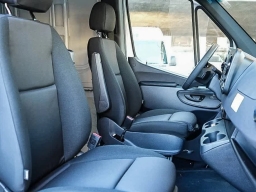 Mercedes-Benz Sprinter Crew Van Standard Roof 4-Cyl Diesel 2500 Standard Roof I4 Diesel 144" RWD 2026