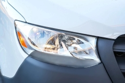 Mercedes-Benz Sprinter Crew Van Standard Roof 4-Cyl Diesel 2500 Standard Roof I4 Diesel 144" RWD 2026