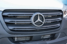 Mercedes-Benz Sprinter Crew Van Standard Roof 4-Cyl Diesel 2500 Standard Roof I4 Diesel 144" RWD 2026