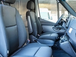 Mercedes-Benz Sprinter Crew Van Standard Roof 4-Cyl Diesel 2500 Standard Roof I4 Diesel 144" RWD 2026