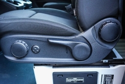 Mercedes-Benz Sprinter Crew Van Standard Roof 4-Cyl Diesel 2500 Standard Roof I4 Diesel 144" RWD 2026