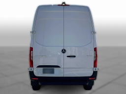 Mercedes-Benz Sprinter Crew Van Standard Roof 4-Cyl Diesel 2500 Standard Roof I4 Diesel 144" RWD 2026