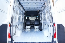 Mercedes-Benz Sprinter Crew Van High Roof 4-Cyl Diesel 2500 High Roof I4 Diesel 170" RWD 2026