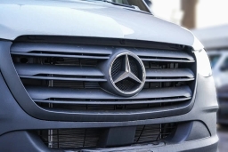 Mercedes-Benz Sprinter Crew Van High Roof 4-Cyl Diesel 2500 High Roof I4 Diesel 170" RWD 2026