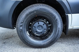 Mercedes-Benz Sprinter Crew Van High Roof 4-Cyl Diesel 2500 High Roof I4 Diesel 170" RWD 2026