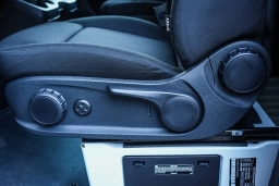 Mercedes-Benz Sprinter Crew Van High Roof 4-Cyl Diesel 2500 High Roof I4 Diesel 170" RWD 2026