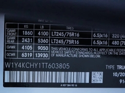 Mercedes-Benz Sprinter Crew Van High Roof 4-Cyl Diesel 2500 High Roof I4 Diesel 170" RWD 2026