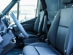 Mercedes-Benz Sprinter Crew Van High Roof 4-Cyl Diesel 2500 High Roof I4 Diesel 170" RWD 2026