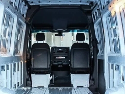 Mercedes-Benz Sprinter Crew Van High Roof 4-Cyl Diesel 2500 High Roof I4 Diesel 170" RWD 2026