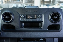 Mercedes-Benz Sprinter Crew Van High Roof 4-Cyl Diesel 2500 High Roof I4 Diesel 170" RWD 2026