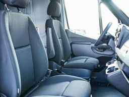 Mercedes-Benz Sprinter Crew Van High Roof 4-Cyl Diesel 2500 High Roof I4 Diesel 170" RWD 2026