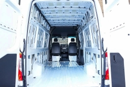 Mercedes-Benz Sprinter Crew Van High Roof 4-Cyl Diesel 2500 High Roof I4 Diesel 170" RWD 2026