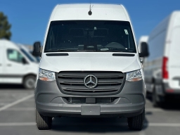 Mercedes-Benz Sprinter Crew Van High Roof 4-Cyl Diesel 2500 High Roof I4 Diesel 170" RWD 2026