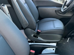 Mercedes-Benz Sprinter Crew Van High Roof 4-Cyl Diesel 2500 High Roof I4 Diesel 170" RWD 2026