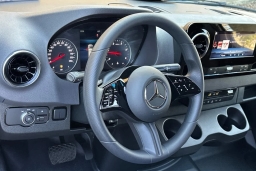 Mercedes-Benz Sprinter Crew Van High Roof 4-Cyl Diesel 2500 High Roof I4 Diesel 170" RWD 2026