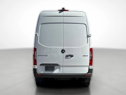Mercedes-Benz Sprinter Crew Van High Roof 4-Cyl Diesel 2500 High Roof I4 Diesel 170" RWD 2026