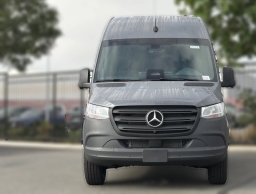 Mercedes-Benz Sprinter Crew Van Standard Roof 4-Cyl Diesel HO 2500 Standard Roof I4 Diesel HO 144" RWD 2026