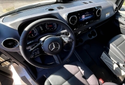 Mercedes-Benz Sprinter Cargo Van Standard Roof 4-Cyl Diesel HO 2500 Standard Roof I4 Diesel HO 144" RWD 2025