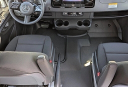 Mercedes-Benz Sprinter Cargo Van Standard Roof 4-Cyl Diesel HO 2500 Standard Roof I4 Diesel HO 144" RWD 2026