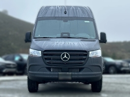 Mercedes-Benz Sprinter Crew Van Standard Roof 4-Cyl Diesel HO 2500 Standard Roof I4 Diesel HO 144" RWD 2026