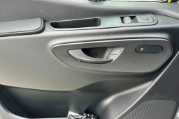 Mercedes-Benz Sprinter Crew Van Standard Roof 4-Cyl Diesel HO 2500 Standard Roof I4 Diesel HO 144" RWD 2026