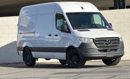 Mercedes-Benz Sprinter Cargo Van Standard Roof 4-Cyl Diesel HO 2500 Standard Roof I4 Diesel HO 144" RWD 2025
