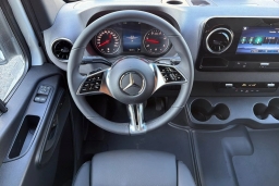 Mercedes-Benz Sprinter Cargo Van Standard Roof 4-Cyl Diesel HO 2500 Standard Roof I4 Diesel HO 144" RWD 2025