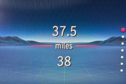 Mercedes-Benz Sprinter Cargo Van Standard Roof 4-Cyl Diesel HO 2500 Standard Roof I4 Diesel HO 144" RWD 2025