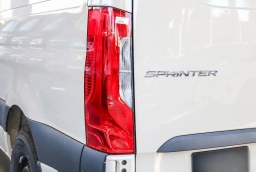Mercedes-Benz Sprinter Cargo Van Standard Roof 4-Cyl Diesel HO 2500 Standard Roof I4 Diesel HO 144" RWD 2025