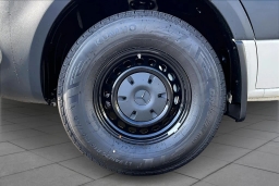 Mercedes-Benz Sprinter Crew Van Standard Roof 4-Cyl Diesel HO 2500 Standard Roof I4 Diesel HO 144" RWD 2026