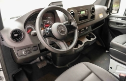 Mercedes-Benz Sprinter Cargo Van Standard Roof 4-Cyl Diesel HO 2500 Standard Roof I4 Diesel HO 144" RWD 2025