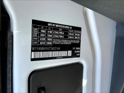 Mercedes-Benz Sprinter Crew Van Standard Roof 4-Cyl Diesel HO 2500 Standard Roof I4 Diesel HO 144" RWD 2026