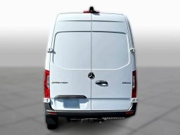 Mercedes-Benz Sprinter Crew Van Standard Roof 4-Cyl Diesel HO 2500 Standard Roof I4 Diesel HO 144" RWD 2026