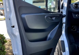 Mercedes-Benz Sprinter Crew Van Standard Roof 4-Cyl Diesel HO 2500 Standard Roof I4 Diesel HO 144" RWD 2026