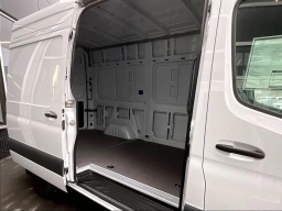 Mercedes-Benz Sprinter Cargo Van Standard Roof 4-Cyl Diesel HO 2500 Standard Roof I4 Diesel HO 144" RWD 2025