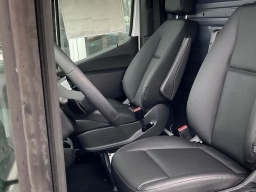 Mercedes-Benz Sprinter Cargo Van Standard Roof 4-Cyl Diesel HO 2500 Standard Roof I4 Diesel HO 144" RWD 2025