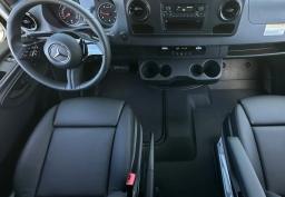 Mercedes-Benz Sprinter Cargo Van Standard Roof 4-Cyl Diesel HO 2500 Standard Roof I4 Diesel HO 144" RWD 2025