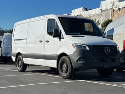 Mercedes-Benz Sprinter Crew Van Standard Roof 4-Cyl Diesel HO 2500 Standard Roof I4 Diesel HO 144" RWD 2026