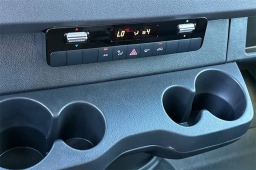 Mercedes-Benz Sprinter Crew Van Standard Roof 4-Cyl Diesel HO 2500 Standard Roof I4 Diesel HO 144" RWD 2026