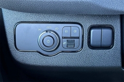 Mercedes-Benz Sprinter Crew Van Standard Roof 4-Cyl Diesel HO 2500 Standard Roof I4 Diesel HO 144" RWD 2026