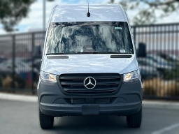 Mercedes-Benz Sprinter Cargo Van Standard Roof 4-Cyl Diesel HO 2500 Standard Roof I4 Diesel HO 144" RWD 2025