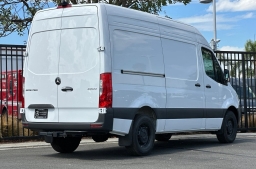 Mercedes-Benz Sprinter Cargo Van Standard Roof 4-Cyl Diesel HO 2500 Standard Roof I4 Diesel HO 144" RWD 2025