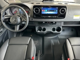 Mercedes-Benz Sprinter Cargo Van Standard Roof 4-Cyl Diesel HO 2500 Standard Roof I4 Diesel HO 144" RWD 2025