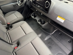 Mercedes-Benz Sprinter Crew Van Standard Roof 4-Cyl Diesel HO 2500 Standard Roof I4 Diesel HO 144" RWD 2026