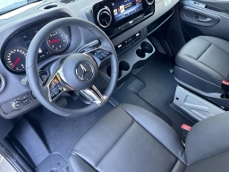 Mercedes-Benz Sprinter Crew Van Standard Roof 4-Cyl Diesel HO 2500 Standard Roof I4 Diesel HO 144" RWD 2026