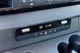 Mercedes-Benz Sprinter Crew Van Standard Roof 4-Cyl Diesel HO 2500 Standard Roof I4 Diesel HO 144" RWD 2026